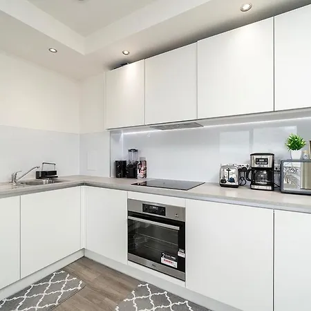 Single Bed In Shared Apt Greater London Gem Near O2 Arena & Thames With Free Parking Exterior photo