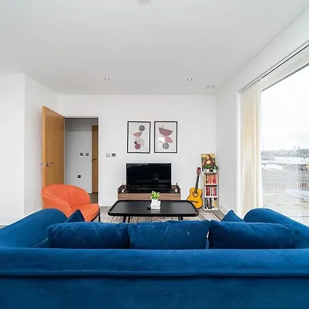 Single Bed In Shared Apt Greater London Gem Near O2 Arena & Thames With Free Parking Exterior photo