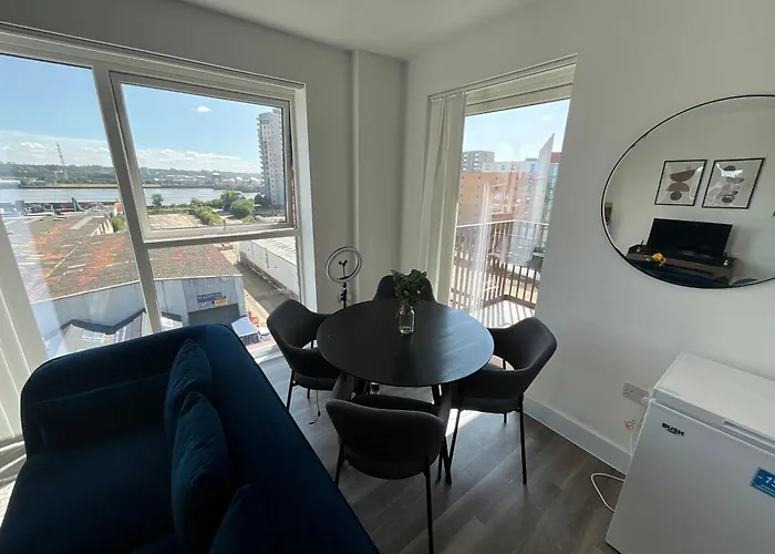 Single Bed In Shared Apt Greater London Gem Near O2 Arena & Thames With Free Parking